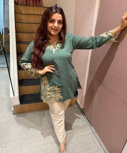 ชุดเซ็ตผ้าฝ้ายปักลายมูล คอตตอน กำลังเป็นที่นิยม เหมาะสำหรับงานเทศกาล ราคาขายส่ง เสื้อผ้าชาติพันธุ์ รามา - Product Image 2