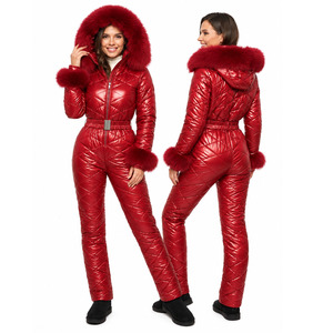 Traje de esquí acolchado personalizado para mujer, de una pieza, para invierno, con capucha de piel sintética, cintura con cinturón, cremallera completa, tipo puffer. - Product Image 3