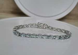 Bracelet chaîne tennis en argent sterling 925 avec aquamarine ovale 6x4mm sertie griffes, élégant cadeau pierre de naissance bleue pour anniversaire - Product Image 4