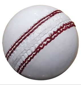Pelota de Cricket Blanca Clásica con Costura Roja, Doble Costura de Algodón, Duradera para Entrenamiento y Partidos - Product Image 4