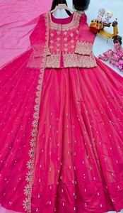 Lehenga Choli de Seda Bordado KV (Rosa) - Traje Tradicional para Fiestas - Product Image 5