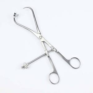 Juego de bandejas de instrumentos quirúrgicos de acero inoxidable con retractores, pinzas, elevadores y kit de herramientas ortopédicas - Product Image 4