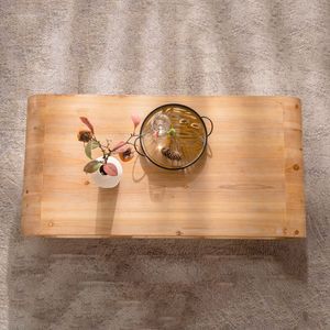 Table basse moderne élégante en bois clair courbé avec rangement ouvert et design à structure ouverte pour salons contemporains - Product Image 3