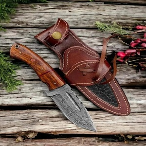 มีดสกินเนอร์ดามัสกัสเกรดอุตสาหกรรม ผลิตด้วยมือโดย Pasha Enterprises ใบมีดแบบ Fixed Blade สำหรับกิจกรรมกลางแจ้ง แคมป์ปิ้ง และใช้งานทั่วไป ด้ามไม้ - Product Image 2