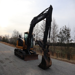 Excavatrice John Deere 85G fiable avec une excellente capacité de creusement et des performances de moteur robustes - Product Image 2