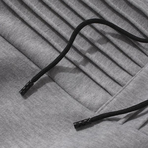 Sweat à capuche personnalisé pour homme en molleton épais, coupe ajustée, avec écusson plissé aux épaules et aux coudes, style streetwear décontracté, pour la gym, gris - Product Image 2