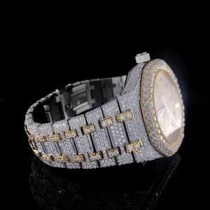Montre analogique de luxe pour homme en alliage d'acier inoxydable, sertie de diamants, verre Moissanite VVS, étanche 100m, 42mm, style antique - Product Image 2