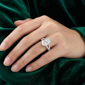 Bague en diamant taille ovale avec double bande pavée à branches séparées - Or 9k, 14k, 18k - Product Image 2