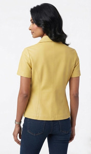 Camisa de Cuero Suave Premium para Mujer, Manga Corta, Cierre de Botones, Cuello Camisero, Estilo Casual Urbano - Product Image 2