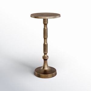 Table d'appoint en métal brillant, idéale pour la placer près du lit, ajoutant chaleur et commodité aux espaces de couchage - Product Image 2
