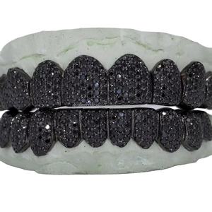 Grillz personnalisé noir entier en argent 925 avec placage noir et diamants moissanite de couleur noire Grillz dentaire noir unisexe - Product Image 1