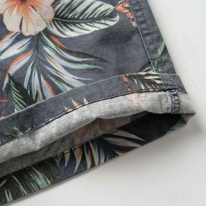 Pantalones Cortos de Playa Personalizados con Logotipo Completo para Hombre, Producto de Moda, Cintura Elástica, Estilo Casual, Sublimados, Suaves y de Secado Rápido - Product Image 6