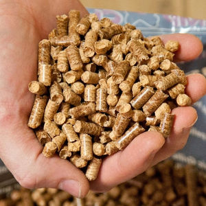 Granulés de bois de qualité supérieure à prix abordable, forme bâton, 8 mm, 7 % de cendres, 4500 J de calories, densité 600-800 kg/m³, humidité 5 %, longueur 10-50 mm - Product Image 5