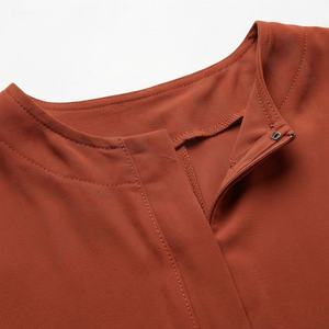 ชุดกิโมโนแบบ OEM ปี 2025 เสื้อคลุมอาบายะ ผ้าโพลีเอสเตอร์เนื้อนุ่ม ยืดหยุ่นสูง หนาขึ้น สำหรับผู้หญิงมุสลิม คอวี แขนยาว เหมาะสำหรับงานปาร์ตี้ รอมฎอน งานแต่งงาน - Product Image 4