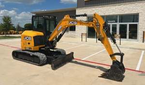 Miniexcavadora 50Z-1 Usada de 2023; Cabina con Aire Acondicionado; Orugas; Cuchilla Niveladora Estándar; Steelwrist; Cucharón de 24 Pulgadas - Product Image 4