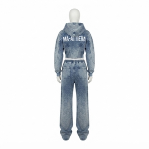Conjunto de chándal de dos piezas para mujer: sudadera corta con cremallera y pantalones de chándal de pierna ancha con efecto denim lavado - Product Image 4