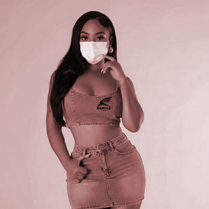 ชุดกระโปรงแฟชั่น OEM แบบกำหนดเองสำหรับผู้หญิง เสื้อครอปท็อปมีฮู้ดพร้อมลายพิมพ์โลโก้ลำลอง ชุดกระโปรงครอปท็อปมีฮู้ดสำหรับฤดูหนาว - Product Image 5