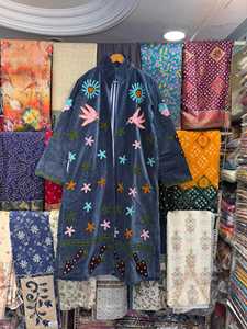 Manteau Suzani en velours brodé, veste de festival bohème, vêtement d'extérieur à motifs floraux et oiseaux, manteau Suzani Love - Product Image 2