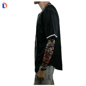 เสื้อเบสบอลพิมพ์ชื่อทีมและหมายเลขคอวี - Product Image 4