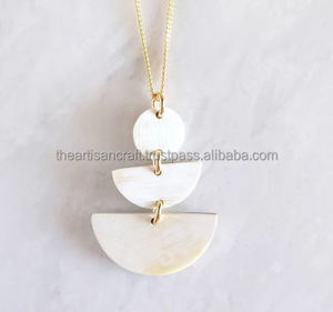 Collar con colgante de cuerno de búfalo de la mejor calidad, joyería de cuerno natural hecha a mano para hombres y mujeres - Product Image 2