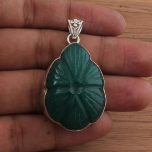 จี้เพชรพลอยเซอร์คอนแกะสลักด้วยมือ เงินแท้ 925 ชุบแพลตตินัม ประดับด้วยกรอบแบบฝัง ดีไซน์ลายดอกไม้ งานฝีมือแบบวินเทจ เครื่องประดับคุณภาพ - Product Image 3