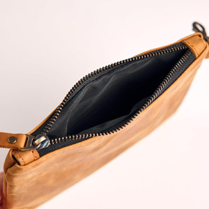 Pochette d'accessoires de golf en cuir de luxe, dotée de plusieurs compartiments pour les tees, les balles et les cartes de scores, à prix raisonnable. - Product Image 5
