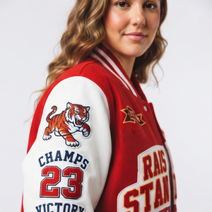 Vestes universitaires personnalisées pour femmes, vestes universitaires oversize, vestes universitaires style Letterman, vente en gros, patchs brodés, vestes universitaires de baseball - Product Image 5