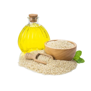 Huile de sésame filtrée de qualité supérieure, huile de sésame raffinée, qualité alimentaire, conditionnée en vrac pour importateurs, grossistes et acheteurs d'ingrédients - Product Image 3