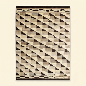 Tapis en laine DECORDEC marron chocolat ivoire taupe, motif géométrique mosaïque, motif triangulaire abstrait, antidérapant, écologique, pour salon - Product Image 1