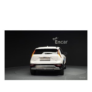 Kia Niro Prestige 2023, 19,071 km, Emisión Euro V, Asientos de Cuero, Cámara Trasera, Volante a la Izquierda - Product Image 4