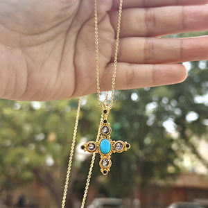 Collar con colgante de cruz de diseño, delicado colgante ovalado de turquesa azul vintage chapado en oro con pequeños detalles de amatista y circonita negra. - Product Image 3
