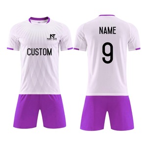 Vêtements de sport confortables pour hommes, uniforme de football 100% polyester, uniforme de football sur mesure pour hommes - Product Image 1