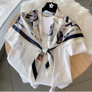 Foulard carré en soie imprimé numérique motif floral, bandana d'été respirant – Fabricant - Product Image 4