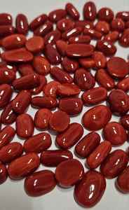 ปะการังสีแดงธรรมชาติจากอิตาลี รูปทรงแบนรูปไข่ สีเลือดแดง คุณภาพแก้วสูง ดีเยี่ยม สำหรับทำเครื่องประดับ - Product Image 2