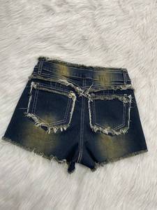 Shorts de Mezclilla Desgastados de Cintura Alta para Mujer, Estilo Casual de Verano, Cierre de Botones de Algodón, Corte Ajustado, Estilo Vintage - Product Image 6