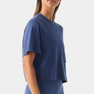 T-shirts unis respirants et personnalisables de haute qualité pour femmes sexy, vente en gros, avec logo, style crop top, très demandés - Product Image 4