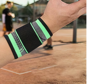 Adjustable Lightweight Neoprene Wrist Support Wrap Hook Loop Closure for Unisex Strength <b>Training</b> <b>Weight</b> Lifting Professional - Product Image 2