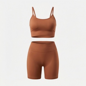 Ensemble de sport deux pièces pour femme : soutien-gorge et short de yoga, idéal pour la course, le fitness et l'entraînement - Product Image 1