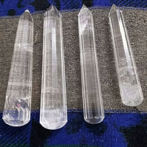 แท่งนวดคริสตัลควอตซ์ใสทำมือแบบเป็นมิตรกับสิ่งแวดล้อม ขายส่ง สำหรับนวดบำบัด ฝึกสมาธิ ตามหลักฮวงจุ้ยแบบทิเบต - Product Image 1