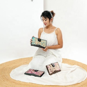 La más nueva cartera occidental de girasol de cuero con herramientas a mano, Cartera de mano de cuero genuino, Cartera de teléfono y tarjeta de crédito de piel de vaca personalizada para mujer - Product Image 2