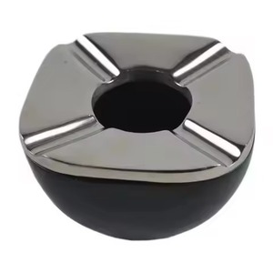Cendrier rond en bois massif vintage à 3 fentes pour cigares et cigarettes, idéal pour la maison, le bureau et la décoration extérieure, à prix avantageux - Product Image 5