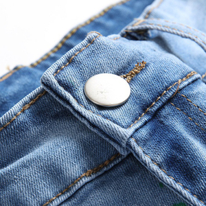 Shorts en jean pour homme, peints, extensibles, style splash d'encre, pour une touche de personnalité - Product Image 5