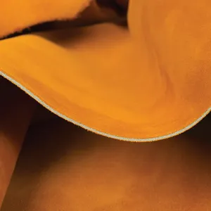 Matériaux en cuir suédé de vachette naturel pour les vêtements d'hiver lourds, les chaussures de travail, les vestes western et les rembourrages de coussins - Product Image 2