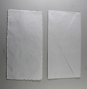 Hot Selling Wholesale Custom Envelope <b>Set</b> 250 Gsm Deckled Edge Card With Matching Envelop Recycled Handmade Paper - Product Image 3