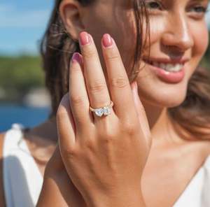 Anillo de Compromiso Toi Et Moi con Corte de Corazón en Plata de Ley 925 con Piedra de Moissanita y Engaste de Oro - Product Image 3