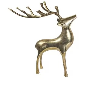 Ornement de renne en métal artistique, décoration festive faite à la main pour les espaces intérieurs - Product Image 5