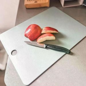 Tagliere Ecologico in Polietilene Riciclato 28x38 cm, Blocco da Taglio Verde - Product Image 4