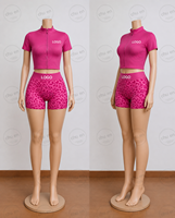 Conjuntos Deportivos de 3 Piezas para Mujer con Logotipo Personalizado, Top Corto con Cierre y Manga Corta, Pantalones Cortos de Cintura Alta con Estampado de Leopardo, Diadema, Ropa Deportiva