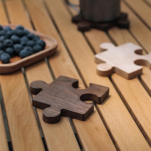 Sous-verre en bois en forme de puzzle, design moderne, antidérapant, pour la décoration de table - Product Image 1