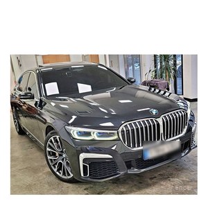 BMW Serie 7 740i M Sport, Modelo Febrero 2021, con 61.000 km, Caja de Cambios Automática, Volante a la Izquierda - Product Image 3